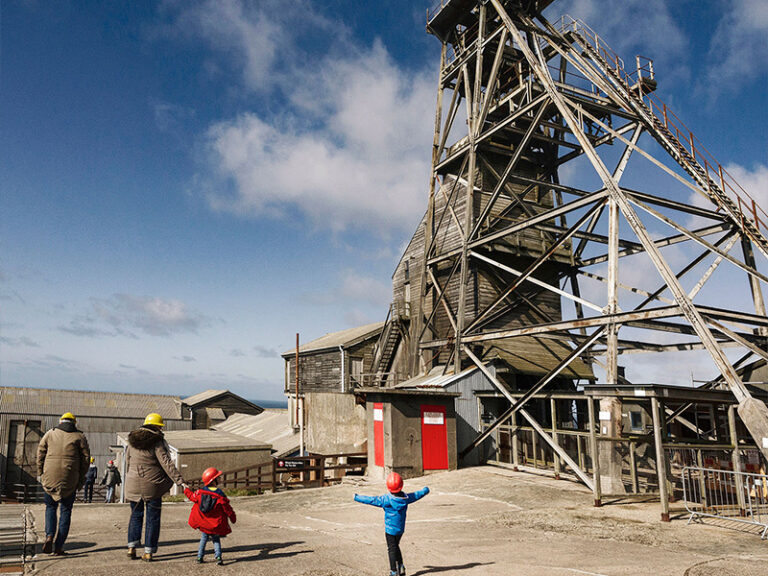 geevor tin mine 768x576
