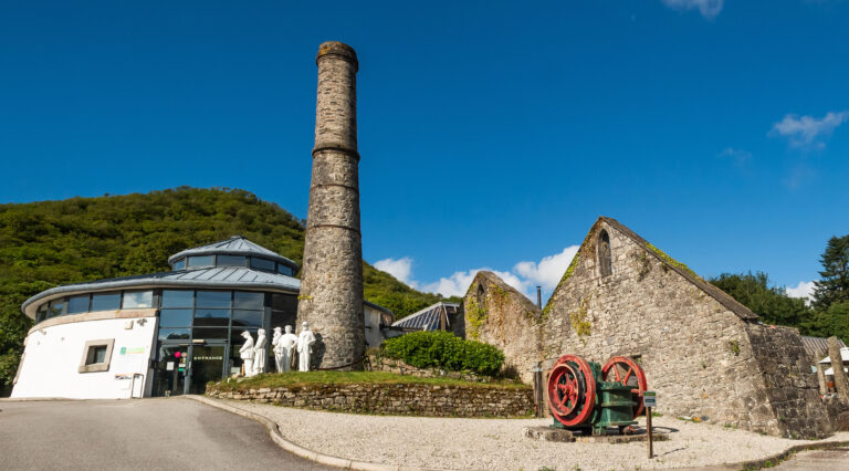 Museum buildings original cropped smaller file 768x426